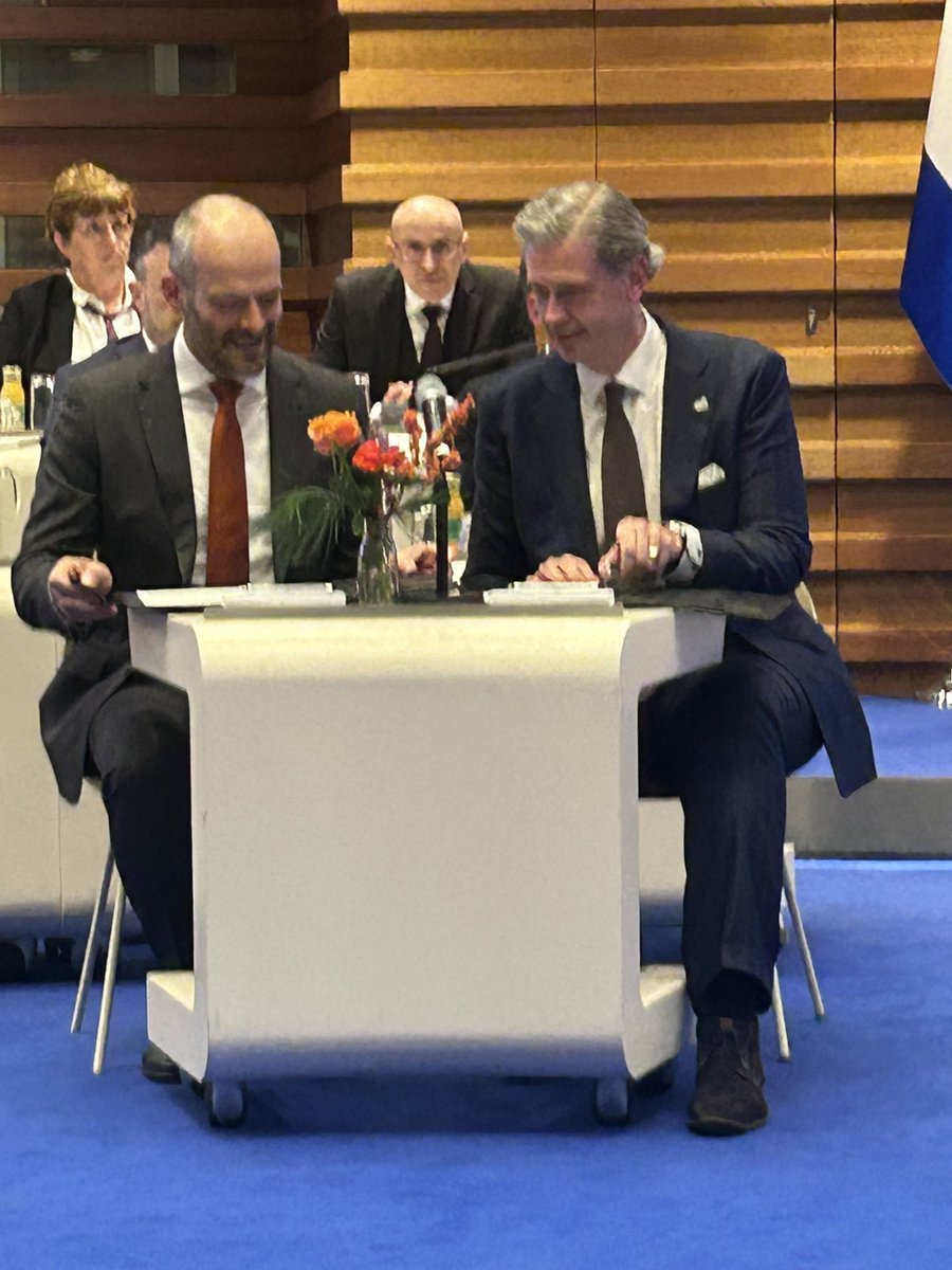 Marco Oosterwijk tweet media