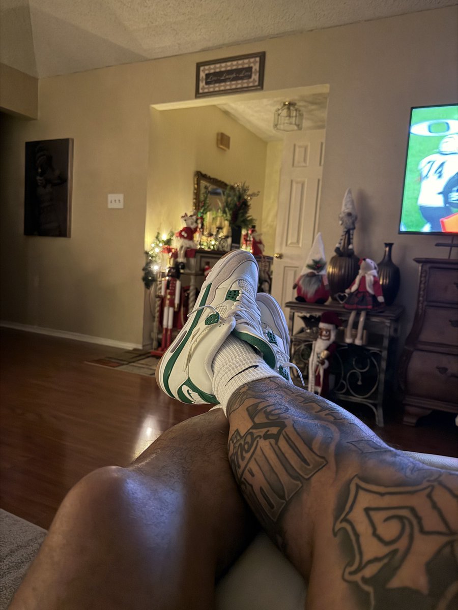 bigkris903's tweet image. Jordan 4 SB PINE GREEN. 
#KOTD 🫡