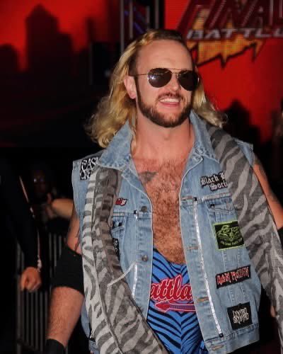 TheBoozerweight's tweet image. #OTD 10 years ago: My first match back after a career-threatening injury that led to my left ankle being completely reconstructed. Working for #ROH in some famous arena on the corner of Swanson and Ritner in south Philly. #TBT #Boozerweight