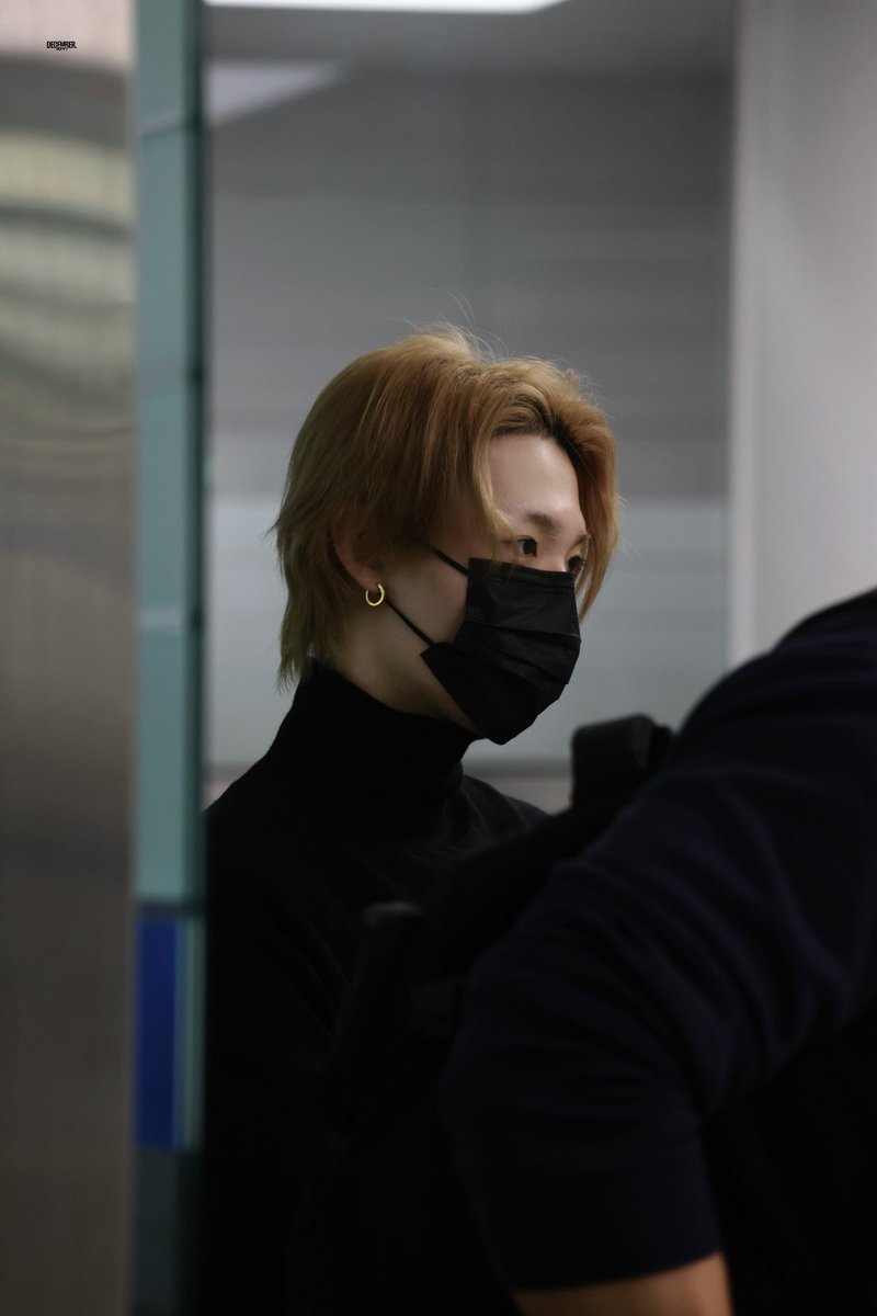 December.DY tweet media