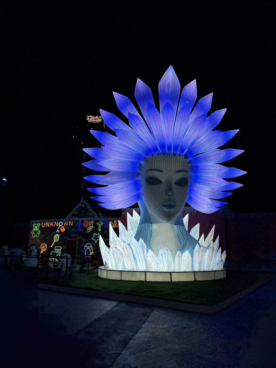 لارا tweet media