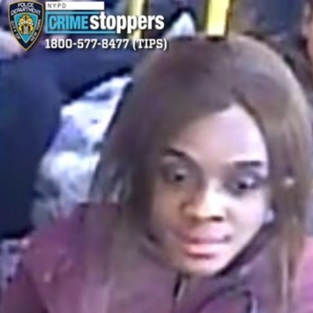 Crime_In_NYC's tweet photo. Queens
Wanted for assault

On Tuesday, December 16, at 3:40 PM, a 16-year-old male was aboard a southbound MTA Q25 bus in the vicinity of 82-74 Parsons Boulevard, when an unidentified individual approached and stabbed him once in the abdomen.

The unidentified individual then exited the bus at the intersection of Parsons Boulevard and 82nd Drive and fled on foot to parts unknown.

Have any info? DM @nypdtips or call 1-800-577-TIPS (8477).
