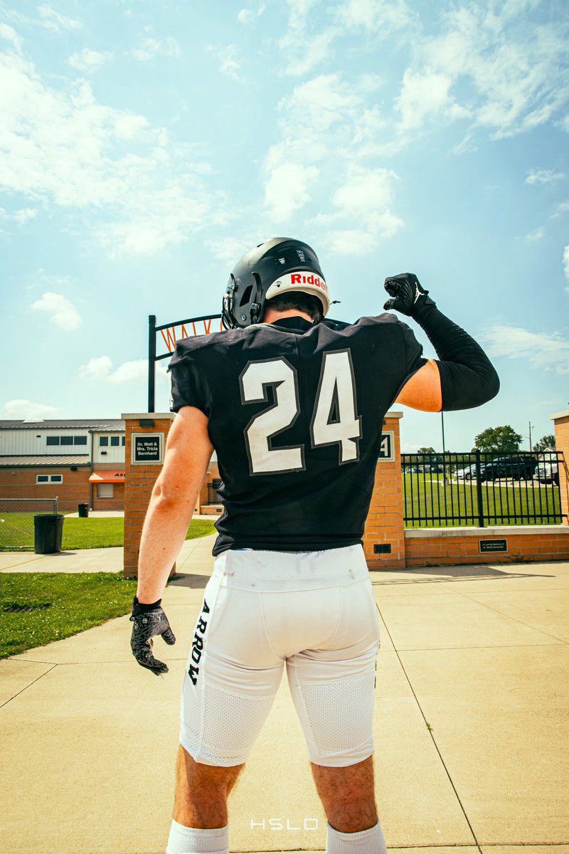 Gunner Lacey (2026 LB) tweet media