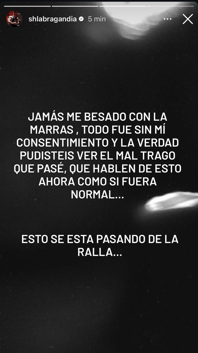 ElBilalToure's tweet photo. ÚLTIMA HORA 🚨

Labrador vía Instagram: 

“Jamás he besado a La Marrash, todo fue sin mi consentimiento y pudisteis ver el mal trago que pasé. Esto se está pasando de la raya…”

#LaCasaDeLosGemelos2D11 
#LaCasaDeLosGemelos2D12 https://t.co/GfU0bDTzBm