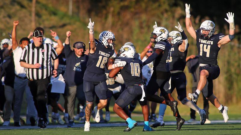 WoodallBrandon_'s tweet photo. #AGTG Blessed to receive my 3rd Offer from @Thiel_FB @MateoRenteria09 @CoachColeMeyer @RecruitLangston 
@PrepRedzoneGA @RecruitGeorgia https://t.co/O4Sa4FH1P1