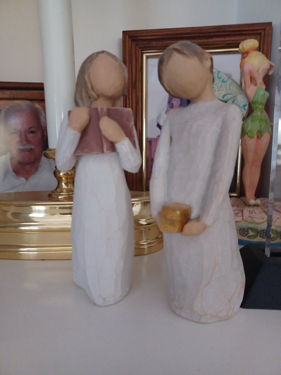 My parents positioned these angels in our angel collection like wlw 💓💓💓