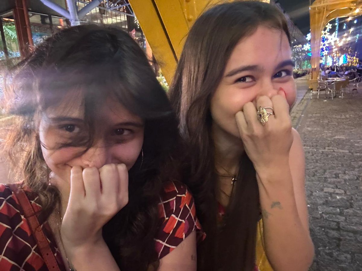 aotacker's tweet image. nós ontem