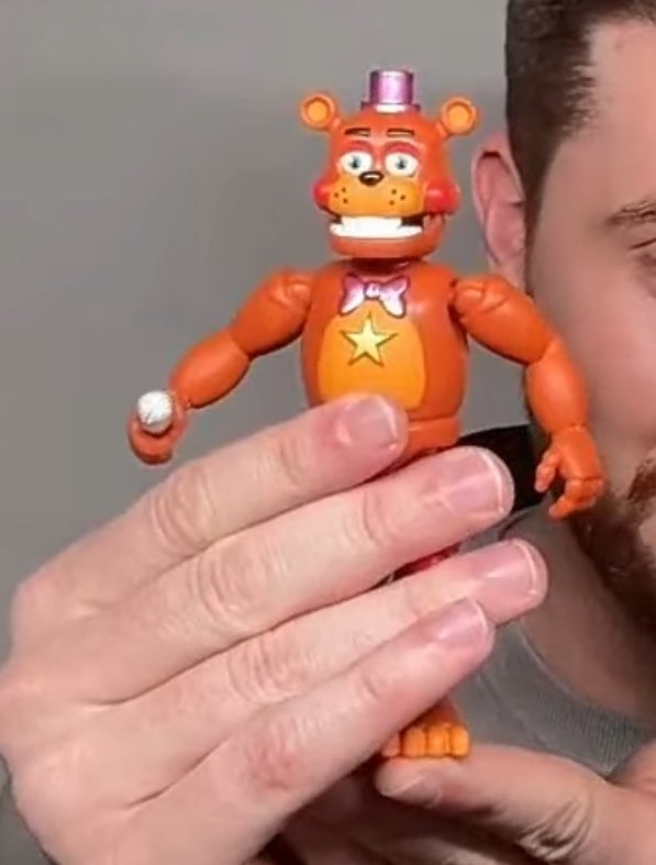 New spring Walmart-exclusive World of FNAF figure of Rockstar