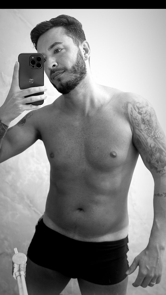 ActorYago's tweet photo. Good evening, you naughty ones! Just letting you know that I have promotions for producing exclusive videos. I fulfill all fantasies without fuss or hassle. Want to see me fulfilling your fetish?

https://t.co/TP4pYO3OIm

#goldenrain #scat #goldenshower #chuvadourada #gay #bdsm https://t.co/TJADN9Um7l