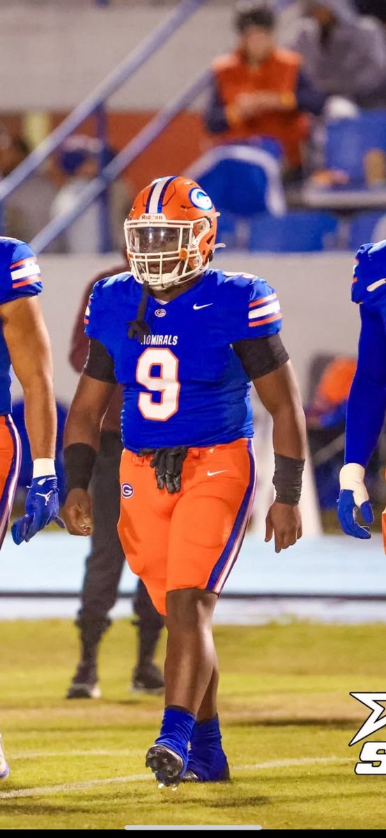 #SteppaSpotlight

This guy’s impact on our team stretched FAR beyond the playing field…

Team Captain. Leader. Admiral. ⚓️

Jamarion Davis 

Battled thru injuries, but still had a great HS career and is a State Champion 🏆

Career:

79 Tackles
11 TFLs
3.5 Sacks
1 INT 
1 FF
1 FR