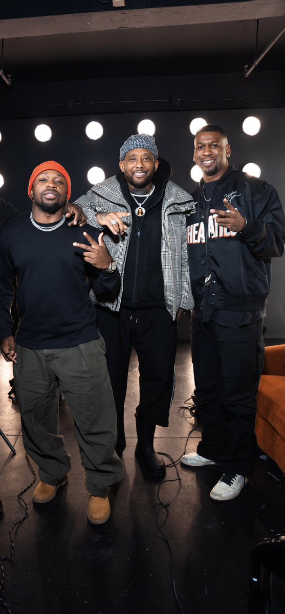 2ndWindPod's tweet image. NEW episode with @mainohustlehard drops tomorrow❗️🔥

Maino speaks on his past, his biggest hit, and clearing the air with 50 Cent &amp;amp; Akademiks. 👀

Stay tuned…🎙️

#2ndwindpodcast #maino #draftkings #50cent
