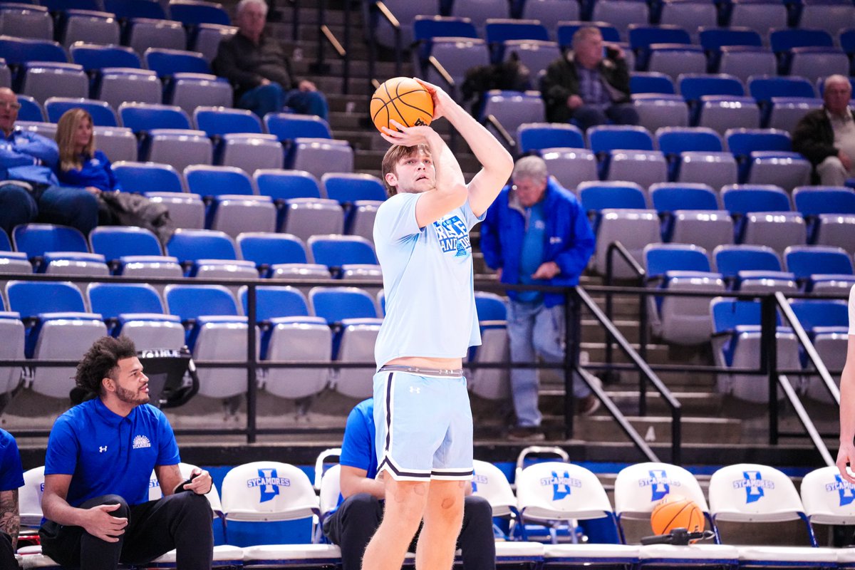 IndStBasketball's tweet image. Pregame 📸 up - we've got tipoff coming up in #MVC play

#MarchOn