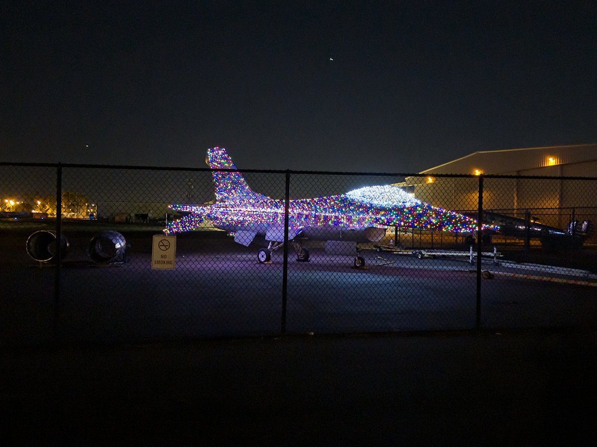 Falcon Field tweet media