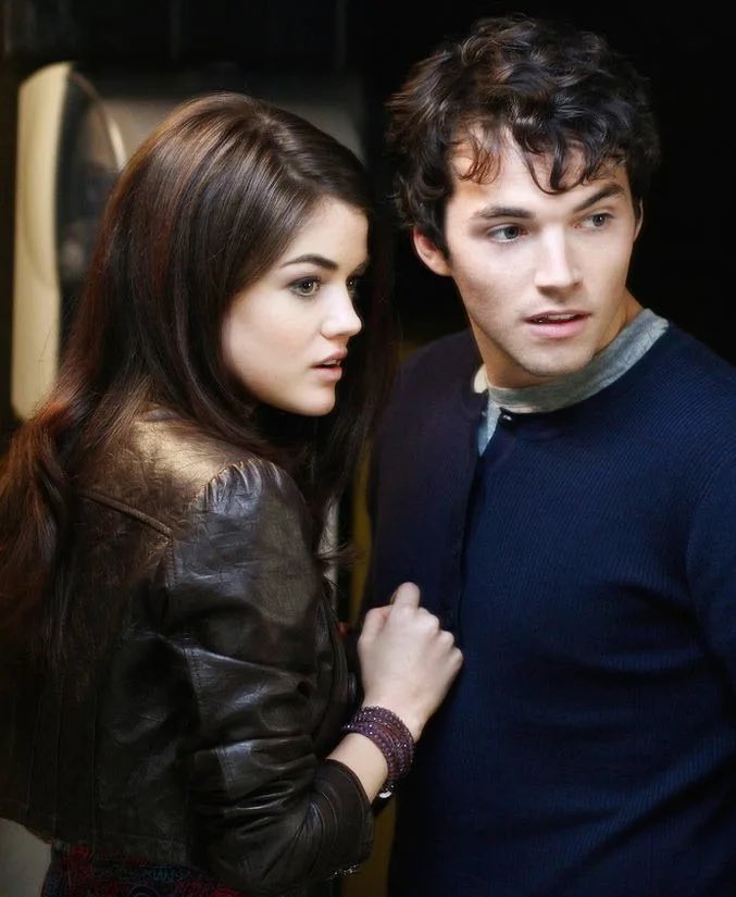 FilmUpdates's tweet image. Lucy Hale and Ian Harding are set to star in holiday rom-com ‘The Twelve Dates of Christmas’

The duo previously shared the screen in ‘Pretty Little Liars’

(deadline.com/2025/12/lucy-h…)