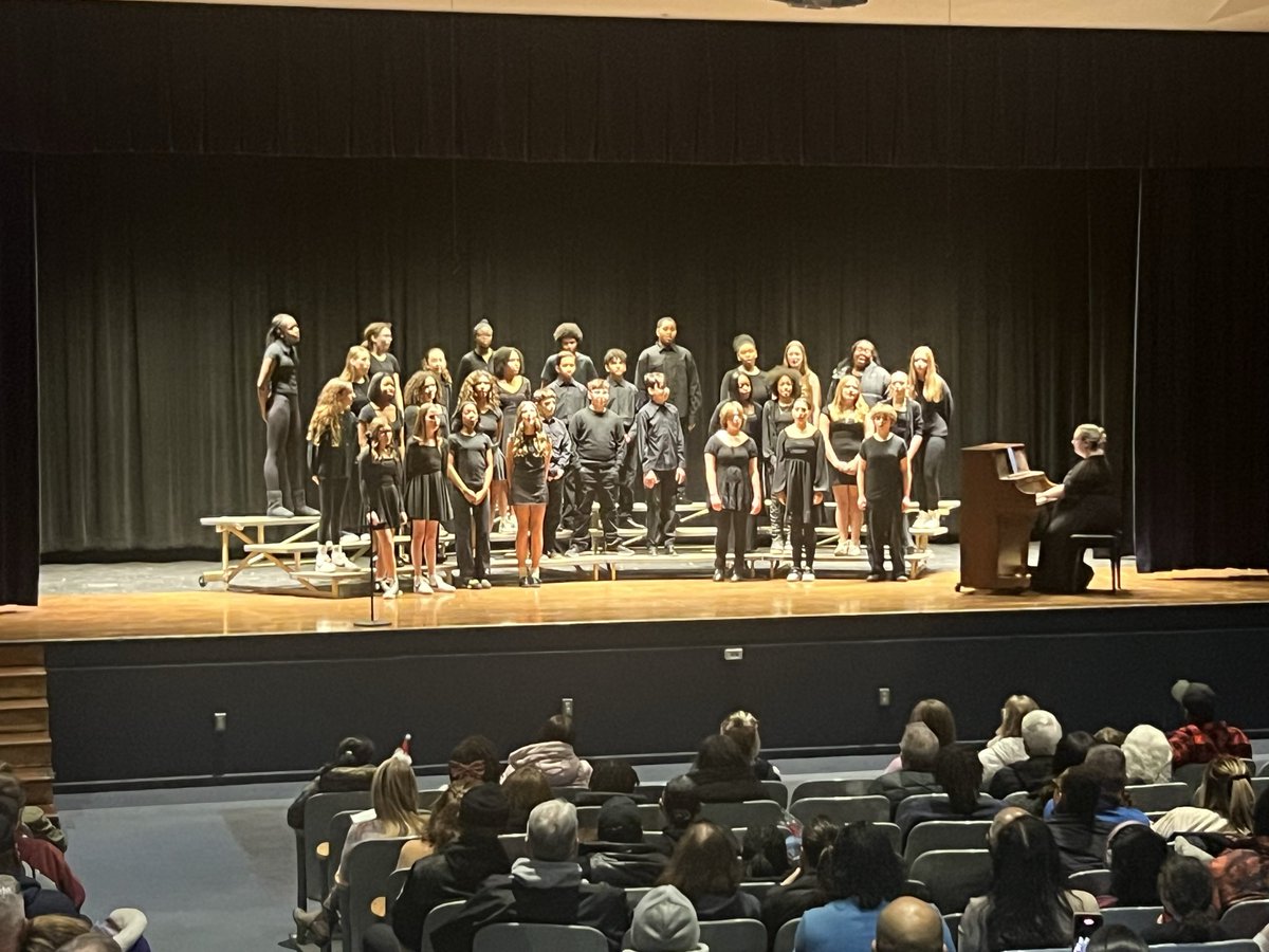 Final Concert of the Season, The RBC Choir.  The 7th Grade Choir starting things off.  <a href="/twinsburgcsd/">Twinsburg City School District</a>