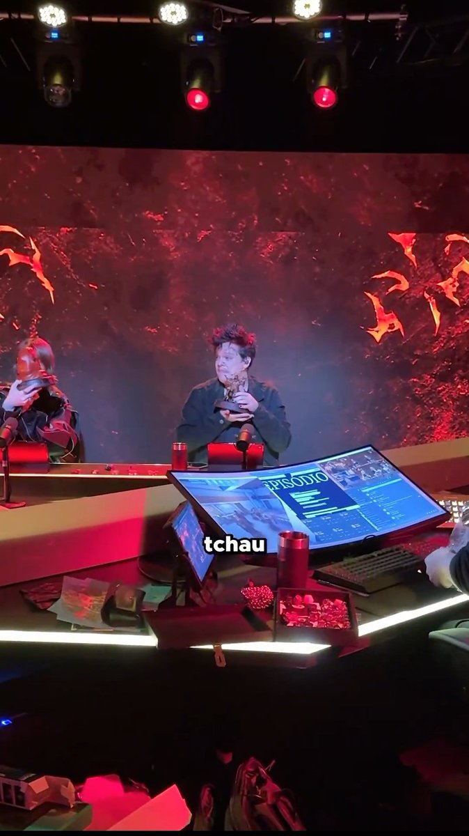 nic anseia o apocalipse tweet media