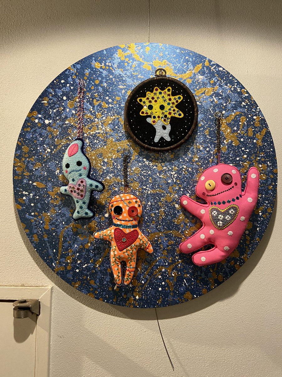 darkredmiu's tweet photo. Mini mini exhibition at Art space Co-oh. 
全部新作！
12/19-25 10:00-22:00 入場無料、在廊予定日12/19.14:30-17:00,12/20.14:00-17:00,12/24.14:00-17:00,12/25.17:00-19:00?
場所: Art Space 呼応
東京都新宿区四ツ谷3-6結城ビル地下一階
https://t.co/Hwj7Dr6FlX https://t.co/tpoakTpGA9