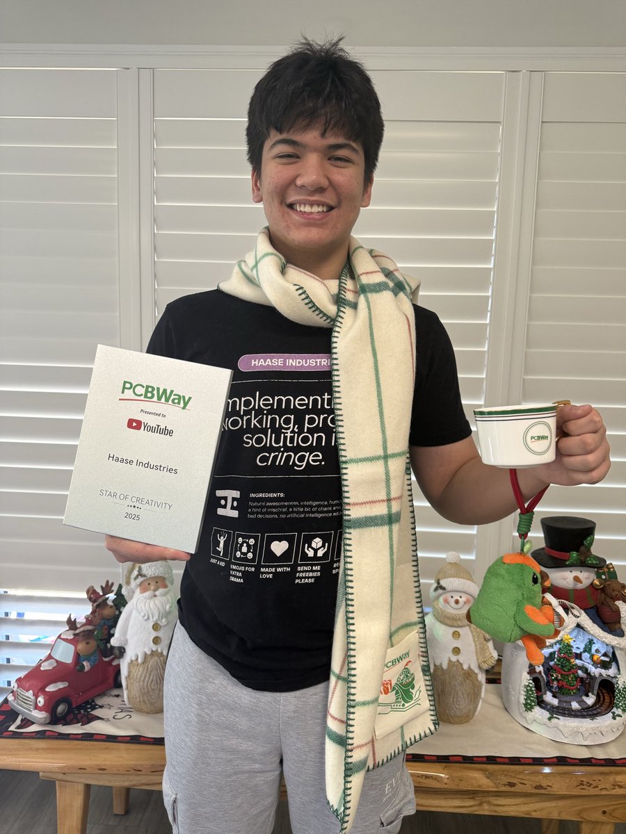 hxtec32's tweet image. Thanks to PCBWay for the Christmas gifts! I’m about to finish designing the biggest project I’ve ever made so it can be manufactured and showcased to you guys. #pcbway @PCBWayOfficial @luzooki