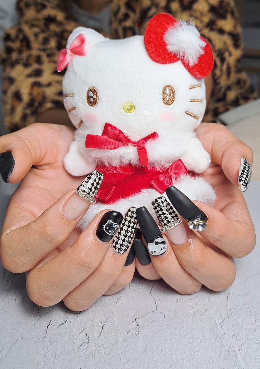 mikitty(サンリオ垢) tweet media