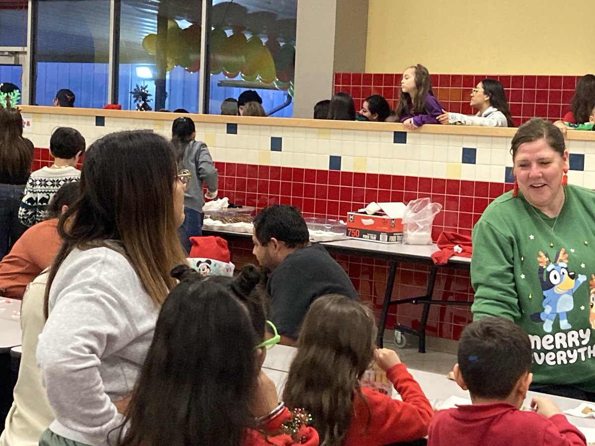 Anne Clark tweet media