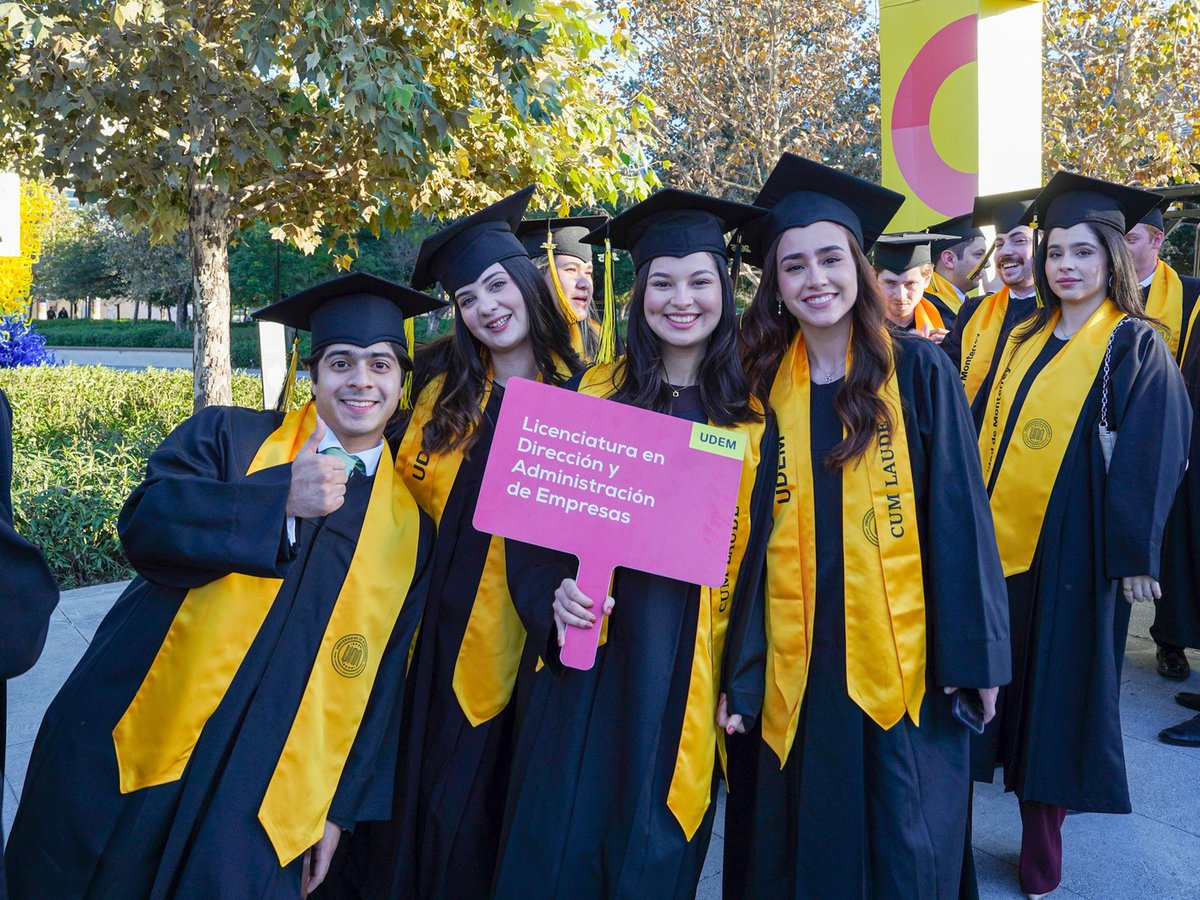 Universidad de Monterrey tweet media