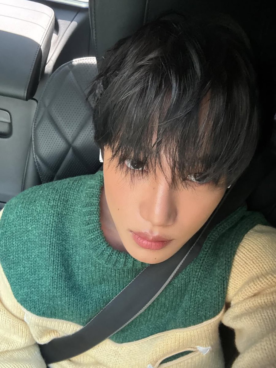 카이 얼굴 tweet media