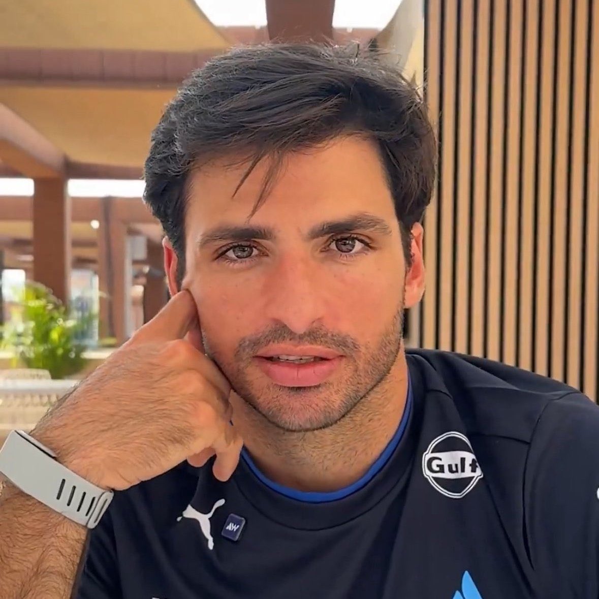 tomlinsainz's tweet photo. The most handsome man alive https://t.co/heZPJ9EbkF