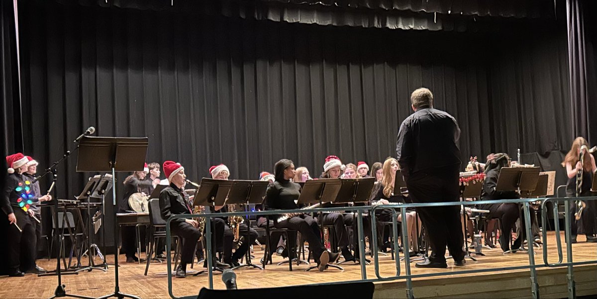 Phowsie's tweet photo. Wonderful NMS band and chorus concert tonight. Congratulations to all! https://t.co/EXrHJqw4lf