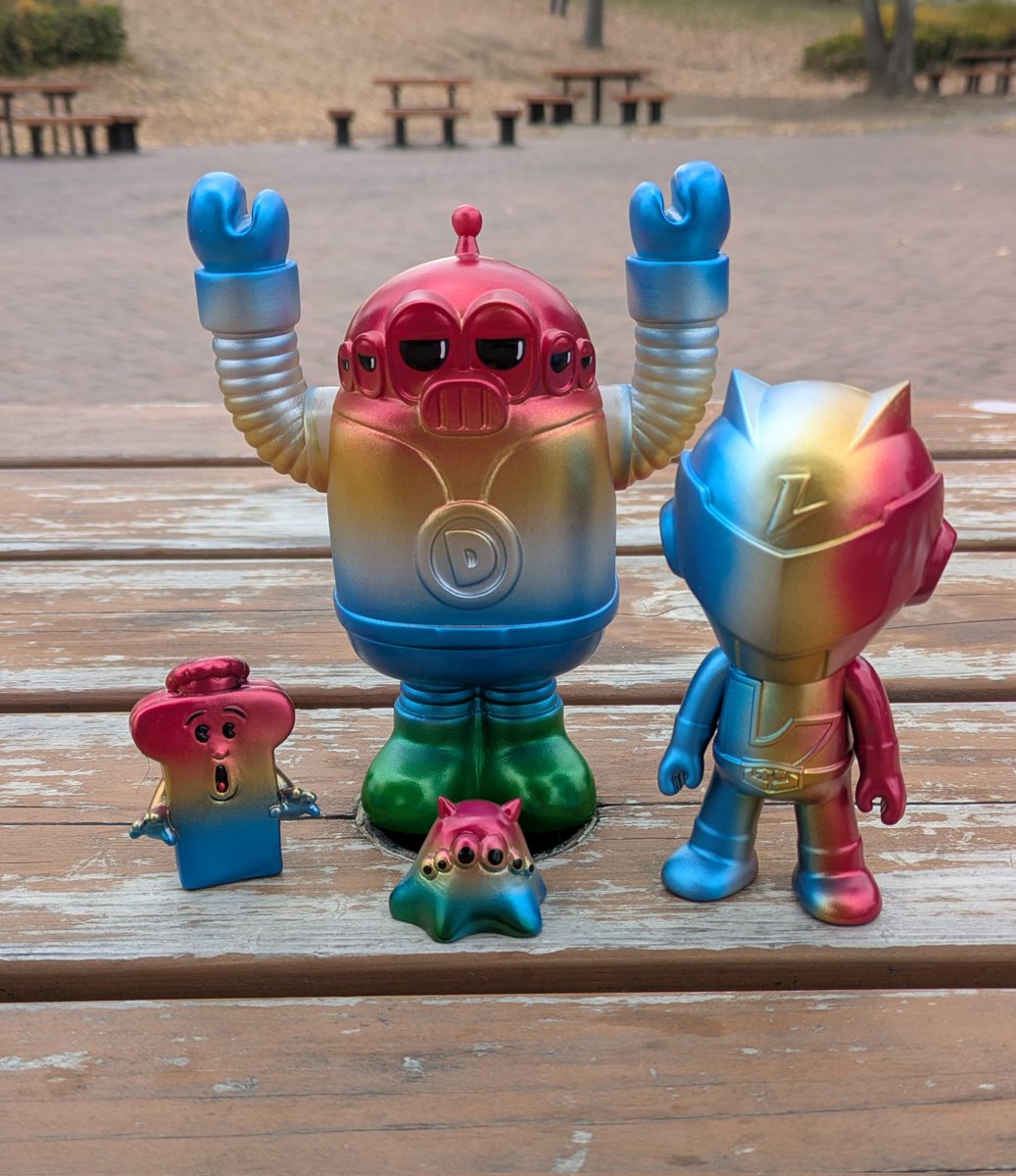 早起きして後藤彩色所さんの美しい彩色ソフビを📸 #oneuptoy