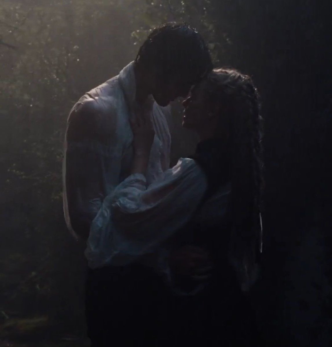 mari ⋆｡°✩ tweet media