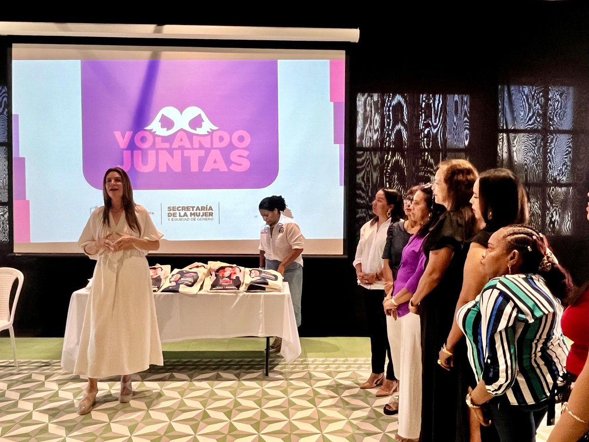secmujersm's tweet photo. 🟣 ¡Cuando una mujer se empodera, toda la comunidad avanza!

✨ Hoy celebramos con éxito que 5️⃣0️⃣ lideresas de la ciudad, culminaran satisfactoriamente la segunda cohorte del programa ‘Volando Juntas’. 

🔗 https://t.co/c1KHkao8A9 https://t.co/TZcQXjGy6Z