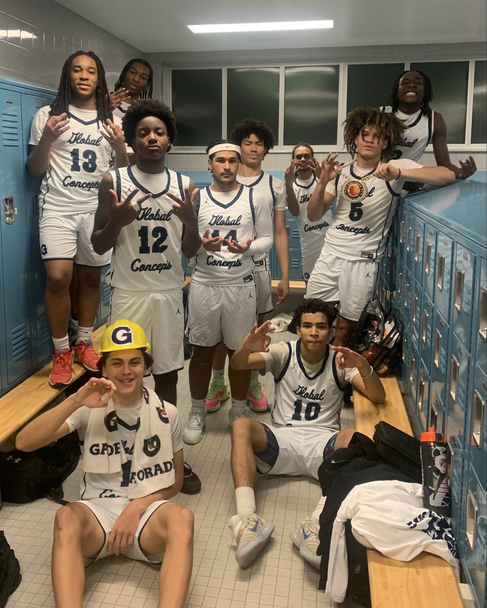 GlobalBoysBball's tweet photo. Kicked off the Depew Holiday Tournament with a 80-51 win over Lake Shore. Eric Davis Jr. had 25 and his first #Boom this season. Jose Castro Jr. added 21,  Josiah Clay had 12 and Jaiden Bennefield had 11.
 
Player of the Game: Eric Davis Jr🏅
Hard Hat Award: Jose Castro Jr 👷‍♂️ https://t.co/nmOnjsduXM
