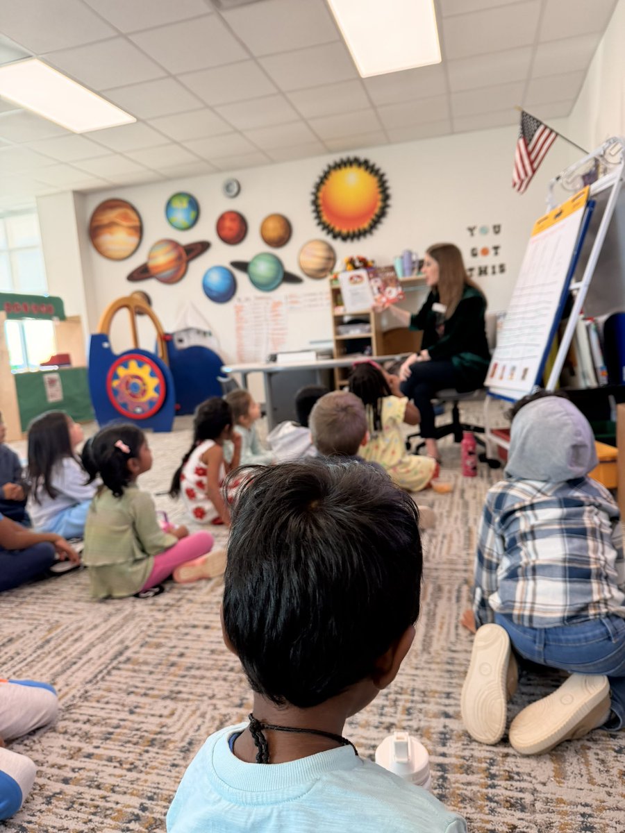 HaileyLewisprek's tweet photo. We love mystery readers! https://t.co/wZwdBq6V2n