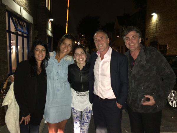 MaJo_pe_1's tweet image. No se muere quien se va , sino quien se olvida y tu, Diego serás eterno.. gracias por luchar por ella y pintar de violetta su vida y las nuestras.. fuiste el primero en notar en ella, lo que todos vieron después.. 🤍