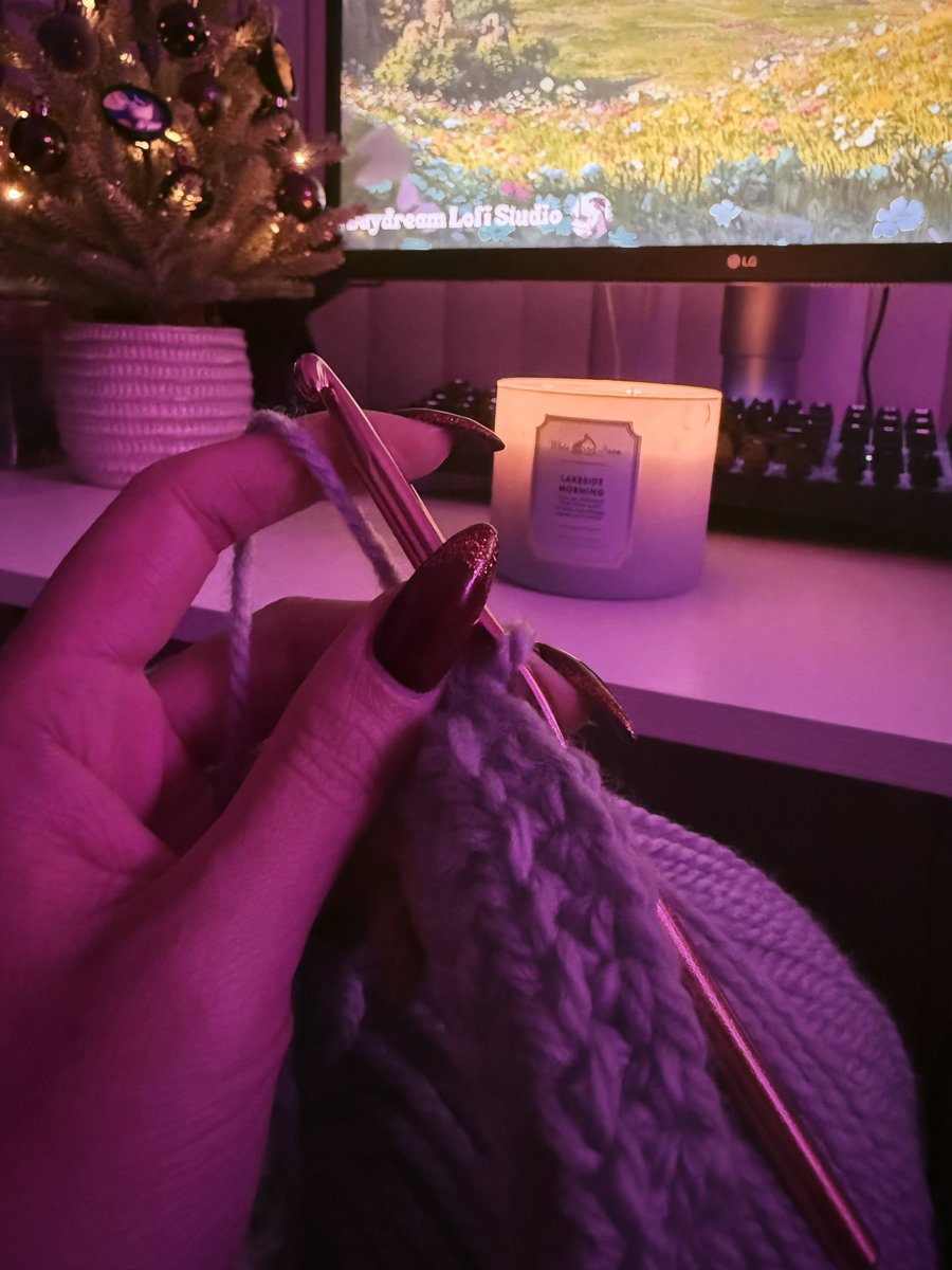 _elsvirtual's tweet image. Not perfect but God can I please just vibe in this particular instance for a while longer 🫠