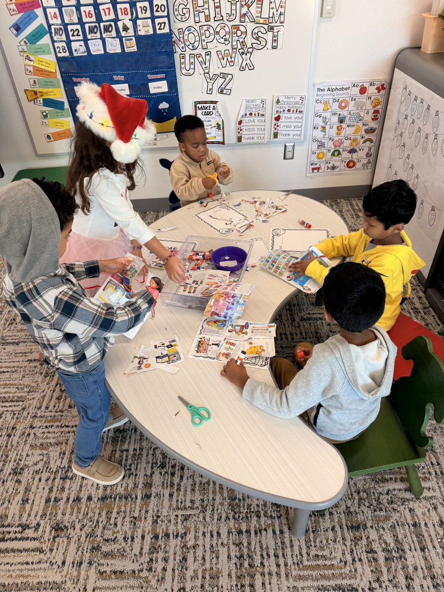 HaileyLewisprek's tweet photo. What do you do when @LakeshoreLM keeps mailing you toy magazines? Let your student cut them up and make wish lists! https://t.co/eVdfU4PIbs