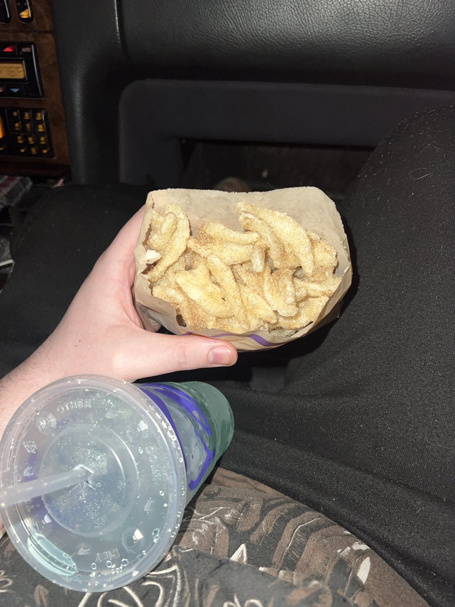Just got Taco Bell an the guy gave me 3 free cinnamon twists!! I found out his son liked Pokémon so I gave him 2 cards I had in my wallet YES THEY WERE SLEEVED SO THEY WONT CREASE!!!