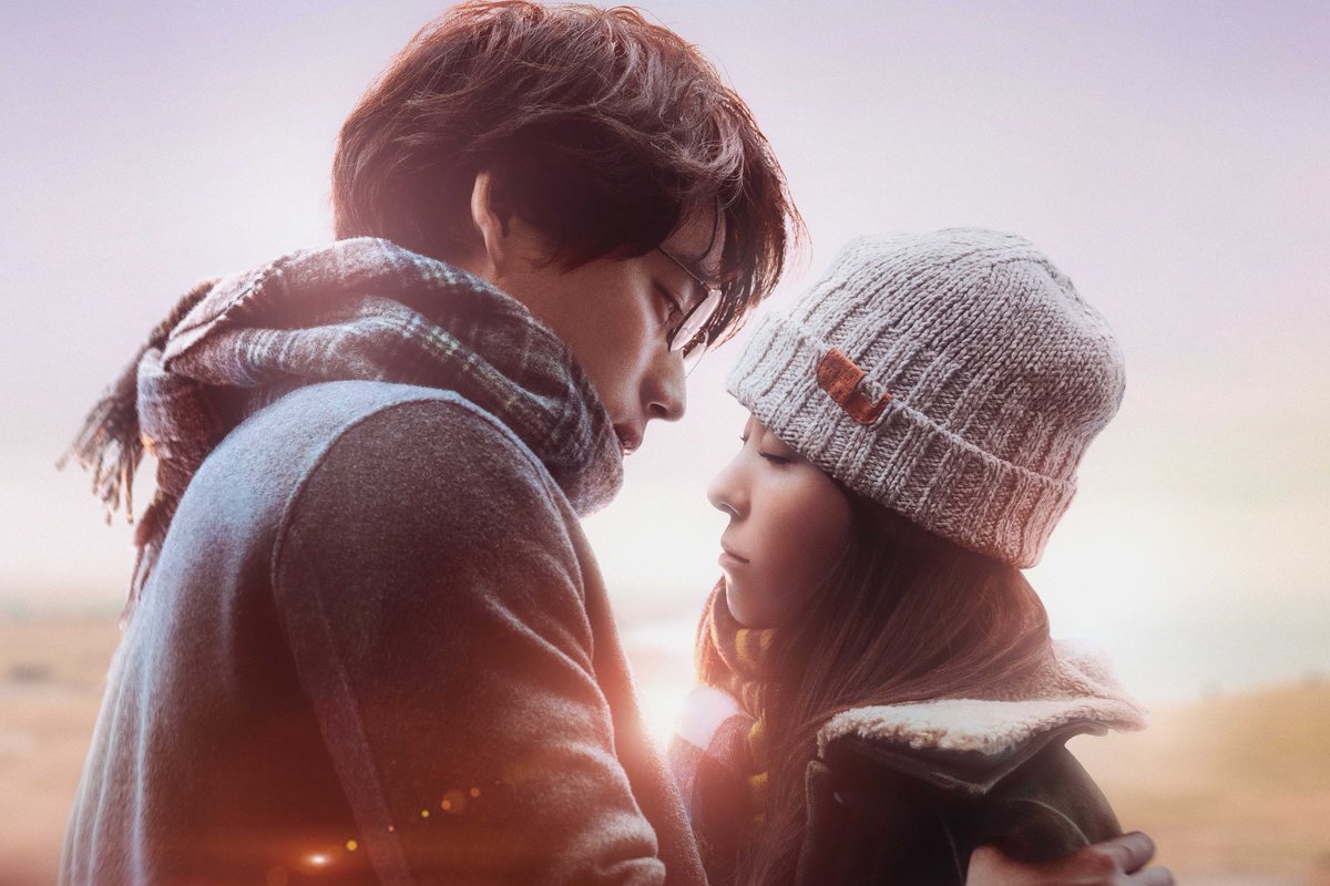 anna_ishii_mg's tweet photo. .*･ﾟ #映画楓本日公開  .･*.
🍁🍁🍁🍁🍁🍁🍁🍁

スピッツの名曲『#楓』から誕生した、
大切な人を失った男女がたどる
切ない運命を描いた
この冬見逃せないラブストーリー🍁♡

石井杏奈は、涼を慕う健気で真っ直ぐな
後輩"遠藤日和"を演じます✨️

ぜひ劇場でご鑑賞ください🍁
@kaede_movie1219 https://t.co/y8JeQtJIfP