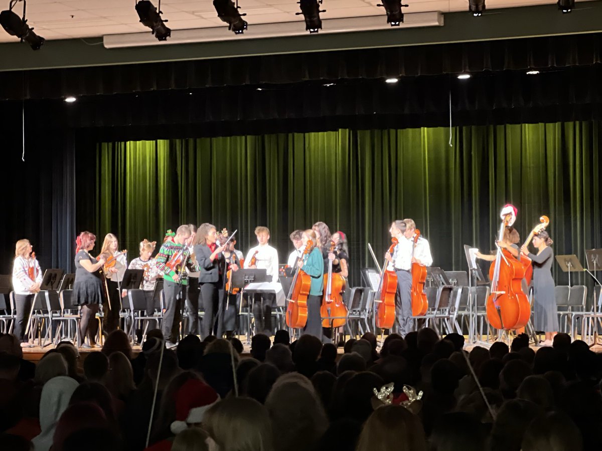 Denise Abbott tweet media