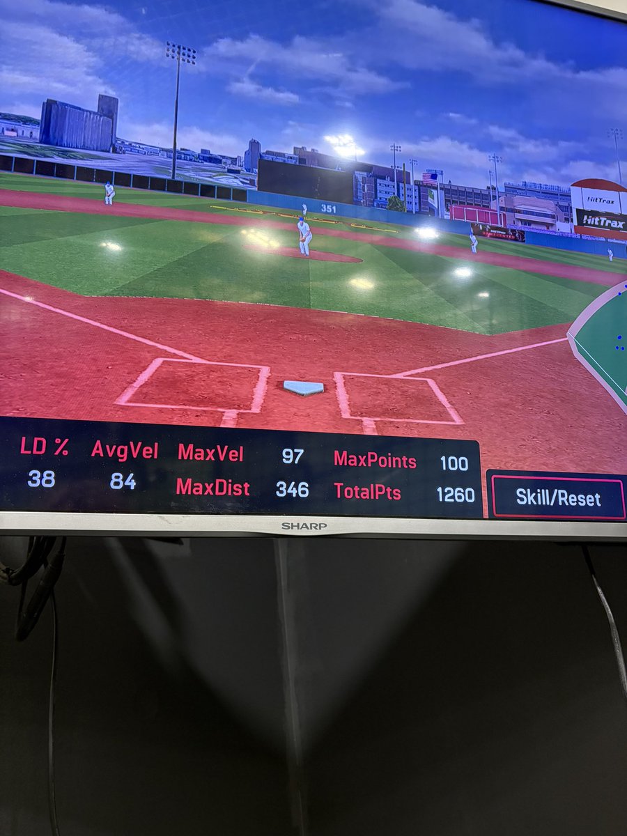 Gavin Iverson tweet media