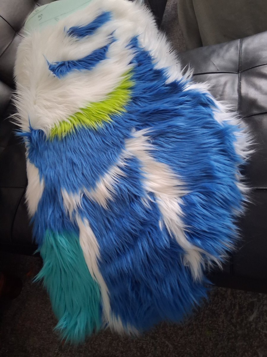 Fur pattern for bird wings, there's a lot of parts to fit together