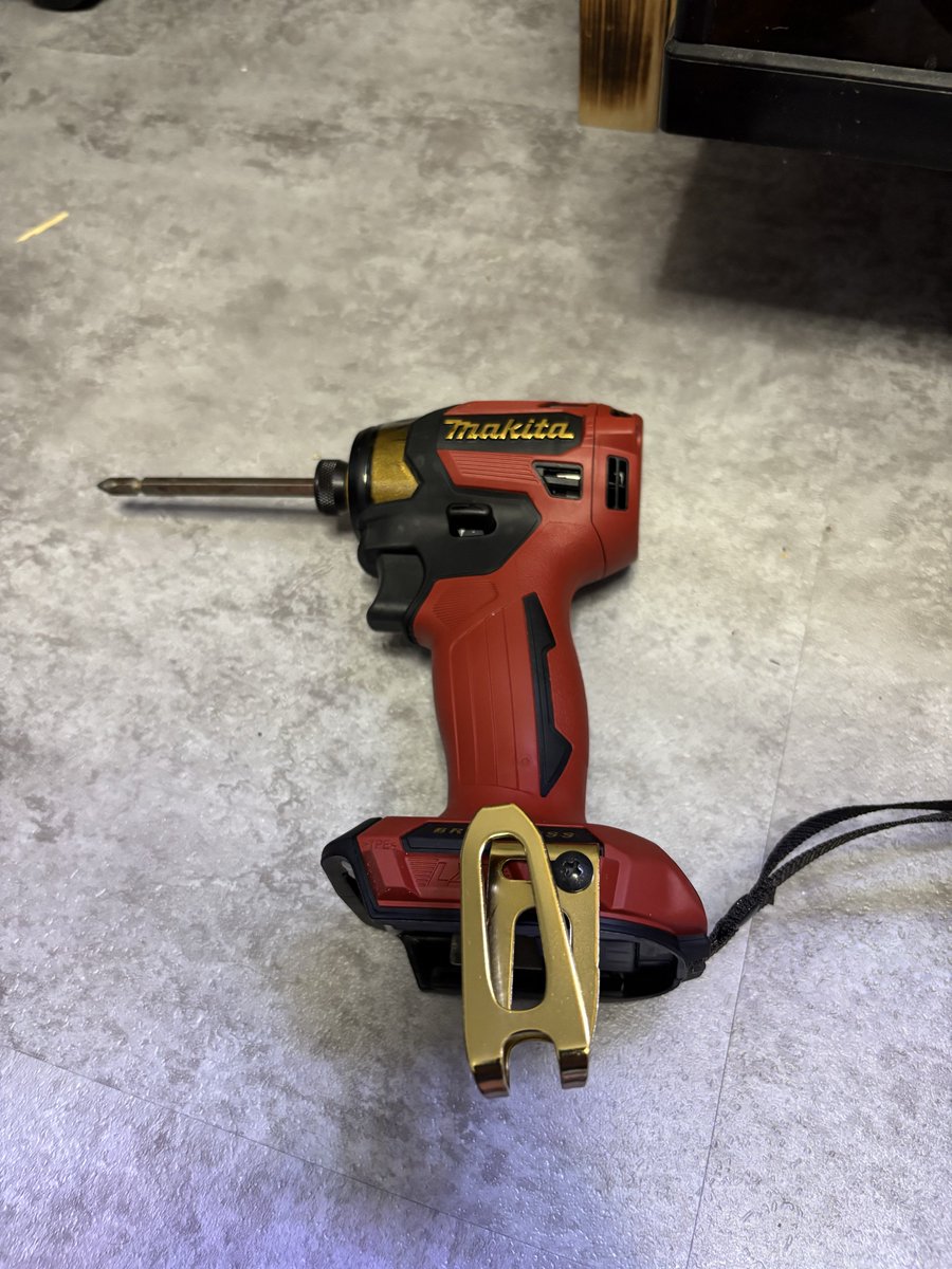 evisuke0's tweet image. 限定に弱い