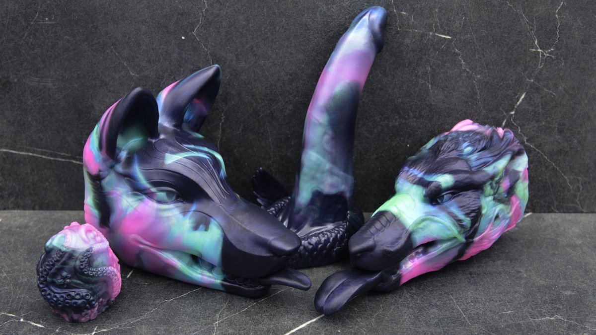 When I reworked Witching Hour, the result immediately struck me as something aurora-like. I figured that with a few tweaks, it might get me the closest I've gotten yet, so I gave it a shot. I think it worked!

The real test will be to see how it behaves in other firmnesses.