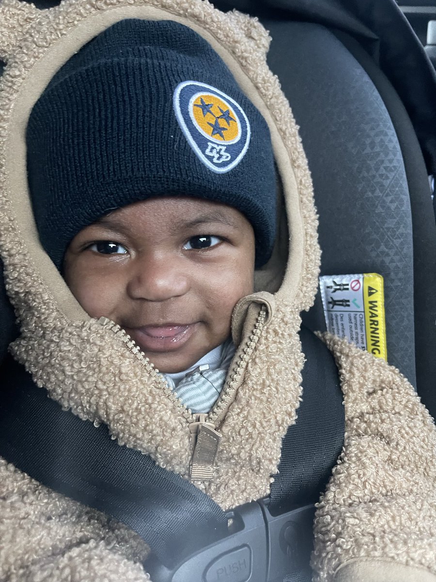 Malikpreds's tweet photo. My boy clean in his new beanie @PredsNHL https://t.co/Fzz6d8ehUL