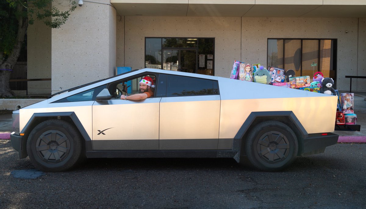 StarbaseTX tweet media