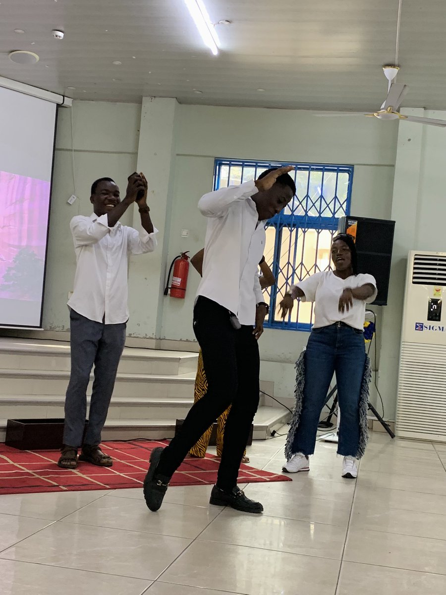 atu_rosa's tweet photo. The Creative Arts department ministered through thier talents to glorify the Lord. 

It was a glorious moment🔥🥳

#rosaatu #rivival https://t.co/PQi0OTiCTd