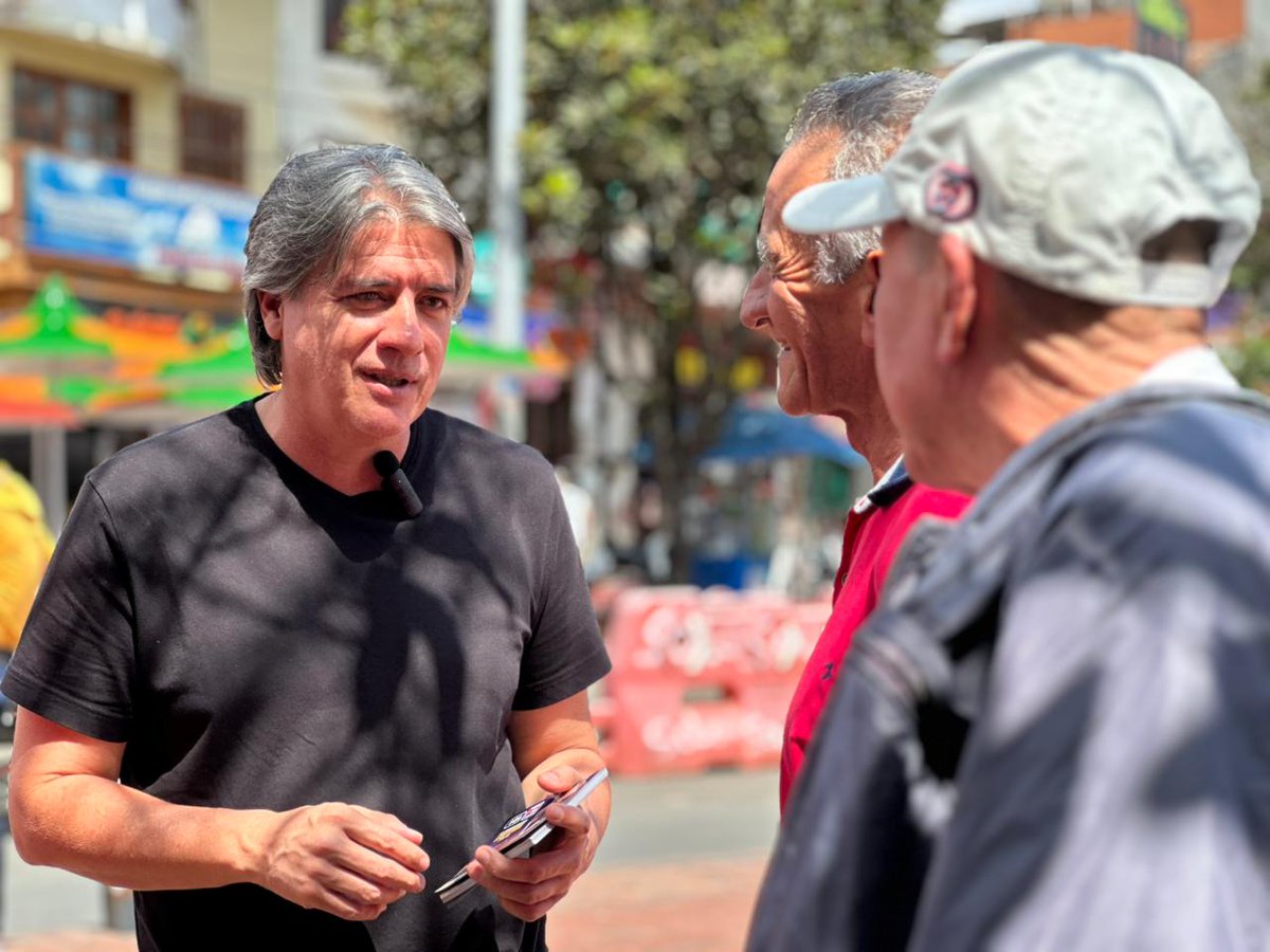 Llegamos a Marinilla con la oreja grande, escuchando y compartiendo las razones por las que vamos a llegar a la Cámara por Antioquia. Así es como #LosQueSí construimos desde el territorio.

Vota 🗳️ 1️⃣0️⃣1️⃣ a la Cámara por Antioquia en la lista del Partido Mira, Nuevo Liberalismo y