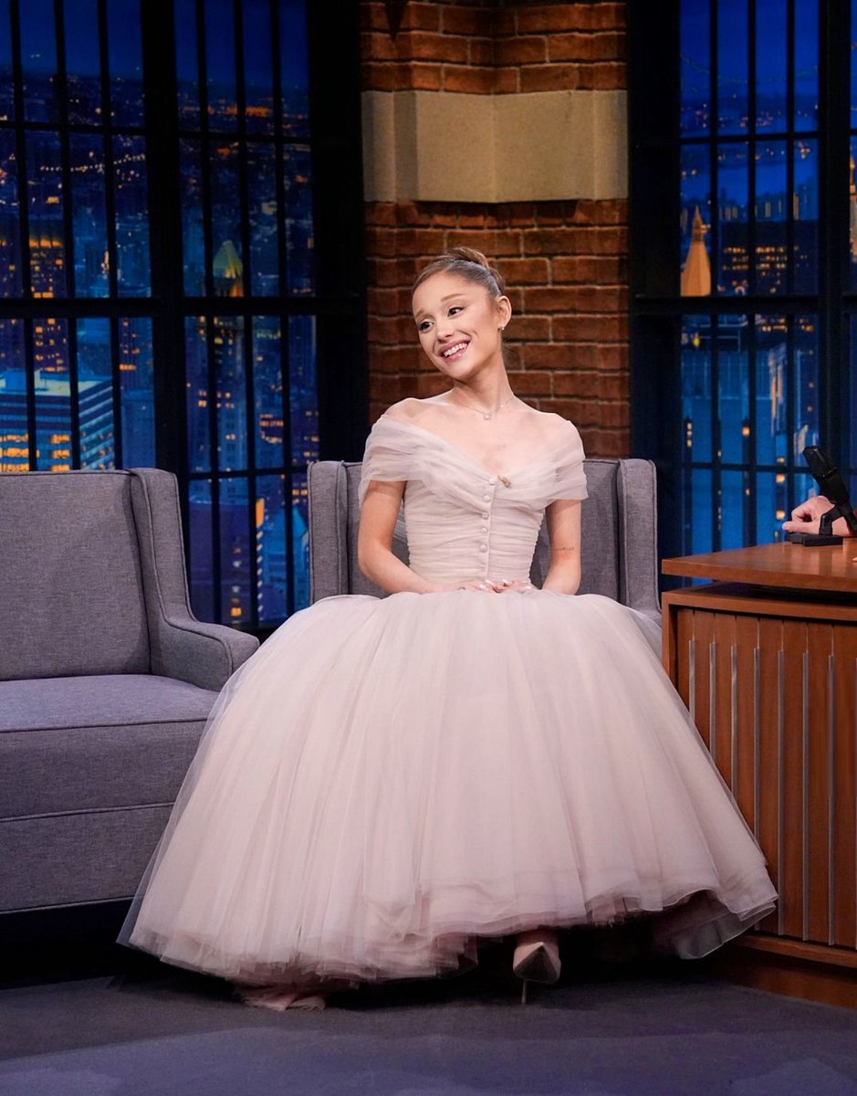 ArianaWorldHQ's tweet photo. Princess Ari https://t.co/mwuGyv3fPG