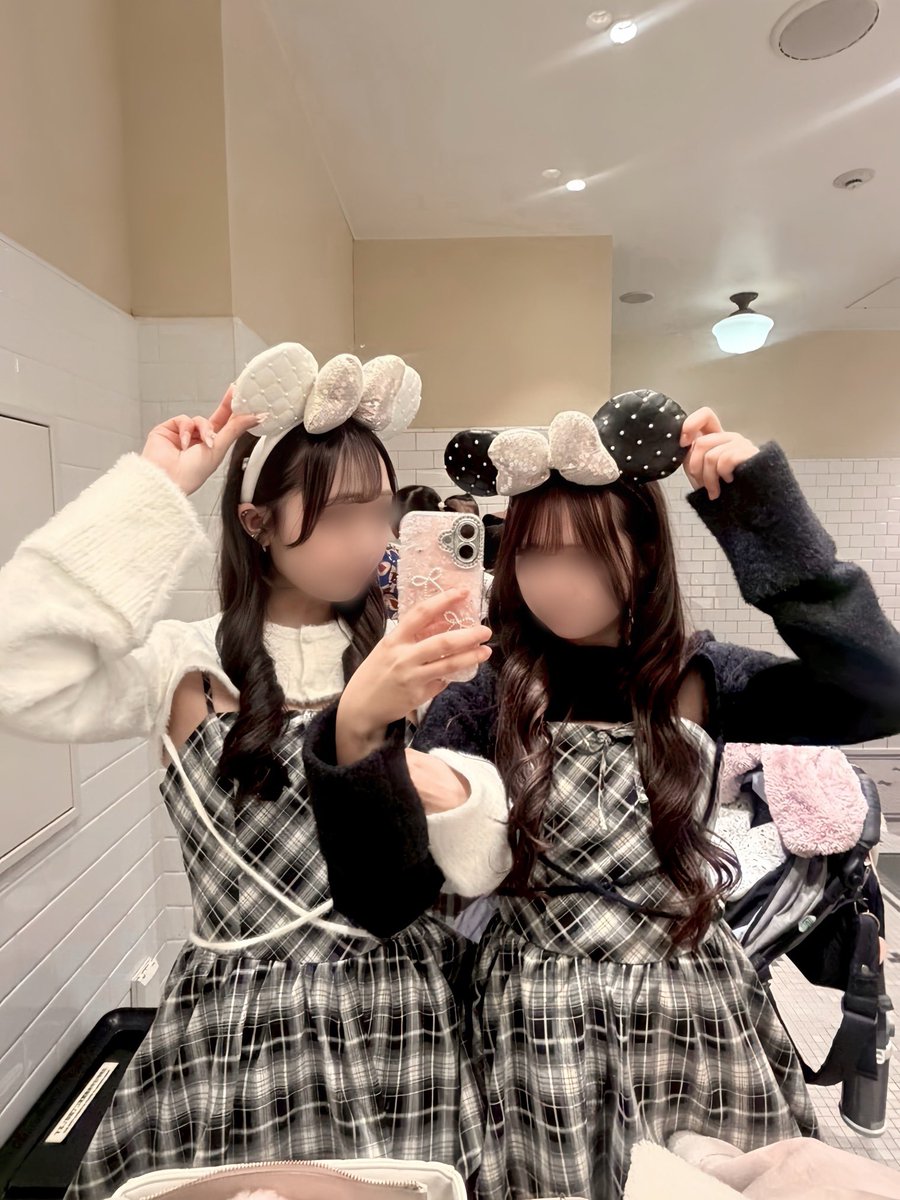 ll321i0's tweet photo. クリスマスディズニー꒰ᐢɞ̴̶̷ ·̫ ɞ̴̶̷ᐢ꒱♡ https://t.co/1in8Z1Rrm5