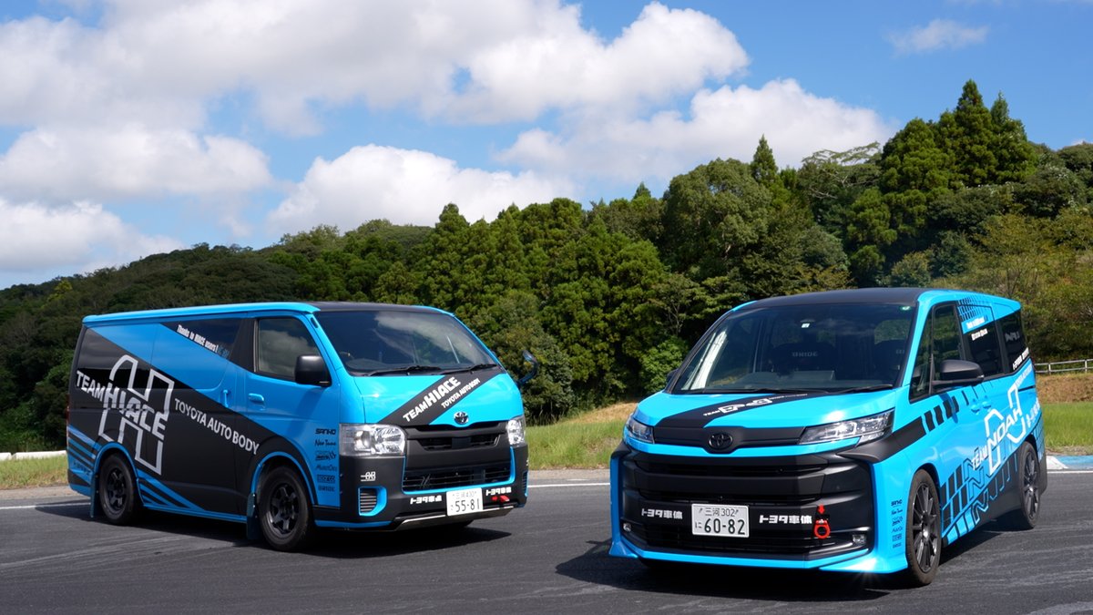 TOYOTA_BODY_PR's tweet photo. 「スタイルボックスミーティング2025愛知」に出展！
当社は、ラリーカーを含むハイエース3台とノアラリーカーの計4台を展示します！
皆さまの来場を会場でお待ちしております👍

日時：12月21日（日）10：00～16：00
場所：AICHI SKYEXPO 多目的広場

#トヨタ車体 #ハイエース #HIACE #ノア #NOAH https://t.co/W1aJu0C64t